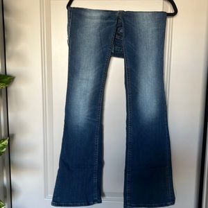 Diesel jeans, Louvboot style, Slim-bootcut, low waist